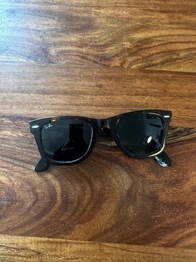 Ray-Ban Classic Wayfarer Tortoise Shell Sunglasses - Women